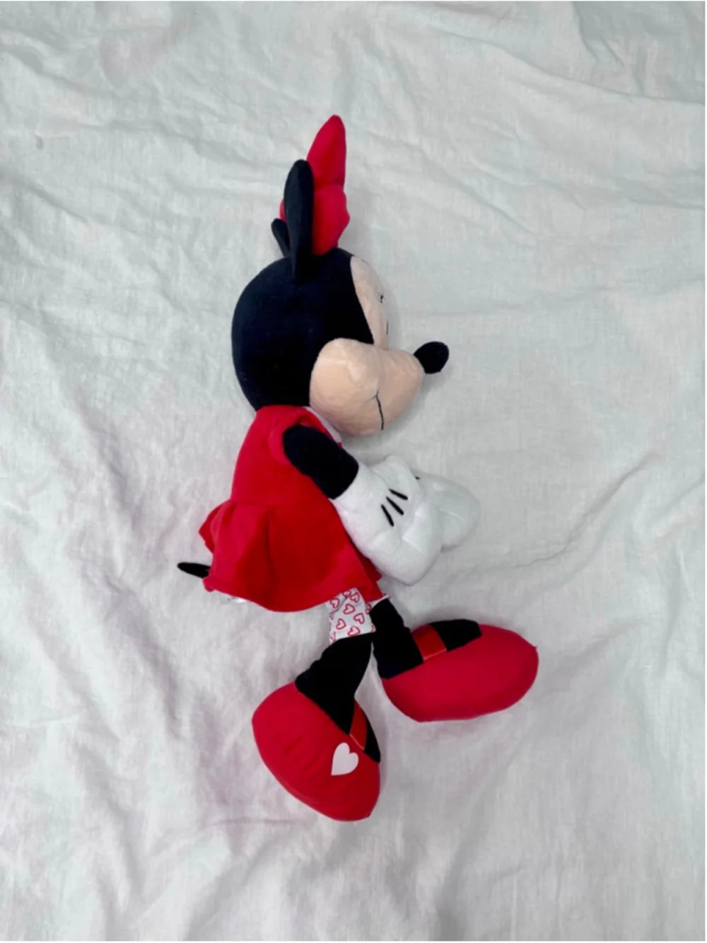Girls Disney Minnie Mouse Stuffed Animal One Size Red Black heart detail